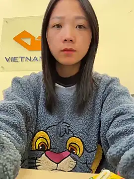 Snapshot of thaoyeuuu chatting on November 26, 2025, 2:22 am thaoyeuuu online show from November 26, 2025, 2:22 am