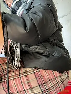 Snapshot of thaoyeuuu chatting on November 5, 2025, 4:26 am thaoyeuuu online show from November 5, 2025, 4:26 am