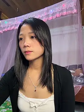 Snapshot of thaoyeuuu chatting on October 28, 2025, 7:29 am thaoyeuuu online show from October 28, 2025, 7:29 am