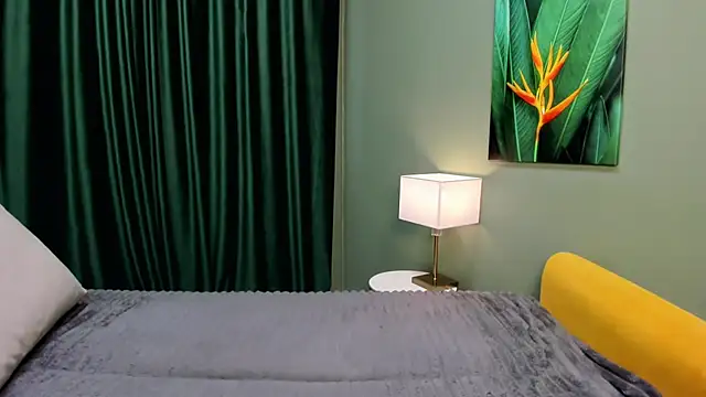 Snapshot of EllenLamb chatting on February 5, 2026, 8:10 am EllenLamb online show from February 5, 2026, 8:10 am