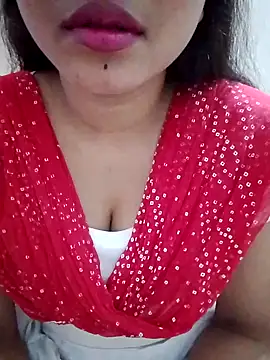 angel tisha07 online show from September 14, 2025, 12:38 pm