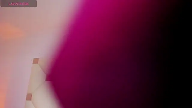 Snapshot of LunaToledo chatting on September 29, 2025, 12:44 pm LunaToledo online show from September 29, 2025, 12:44 pm