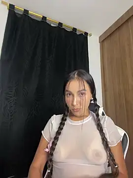 Snapshot of Scarlett05 chatting on November 29, 2025, 1:06 am Scarlett05 online show from November 29, 2025, 1:06 am