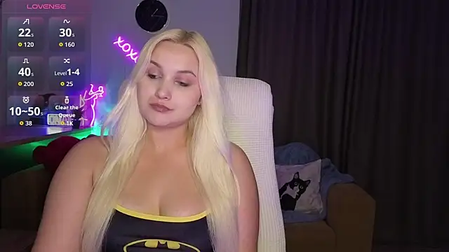 Snapshot of adrelaxina chatting on June 21, 2026, 6:14 pm adrelaxina online show from June 21, 2026, 6:14 pm