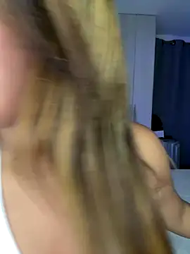 Snapshot of MegannHills chatting on September 9, 2025, 11:58 pm MegannHills online show from September 9, 2025, 11:58 pm