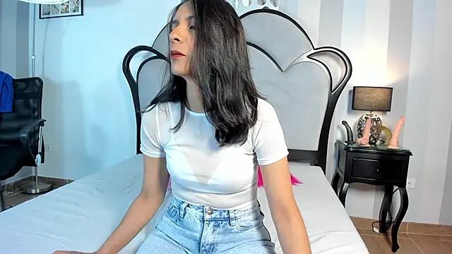 MiaAmore  online show from July 1, 2026, 6:52 pm