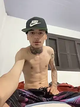 Snapshot of Gabriel17cmkkk chatting on November 6, 2025, 12:36 am Gabriel17cmkkk online show from November 6, 2025, 12:36 am