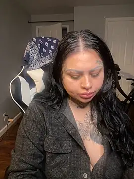 chicanachic13 online show from October 7, 2025, 8:26 am