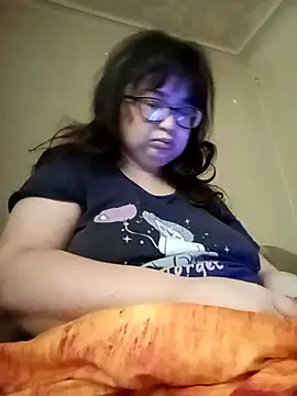 Snapshot of Albina888 chatting on November 10, 2025, 8:19 am Albina888 online show from November 10, 2025, 8:19 am