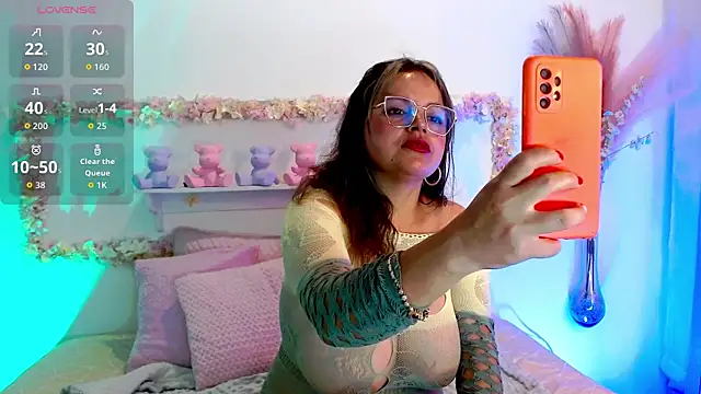 vintoria cherry online show from October 2, 2025, 11:35 am