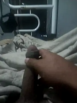 Snapshot of Hrickew chatting on October 18, 2025, 8:55 pm Hrickew online show from October 18, 2025, 8:55 pm