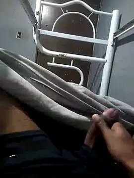 Snapshot of Hrickew chatting on September 21, 2025, 5:34 am Hrickew online show from September 21, 2025, 5:34 am