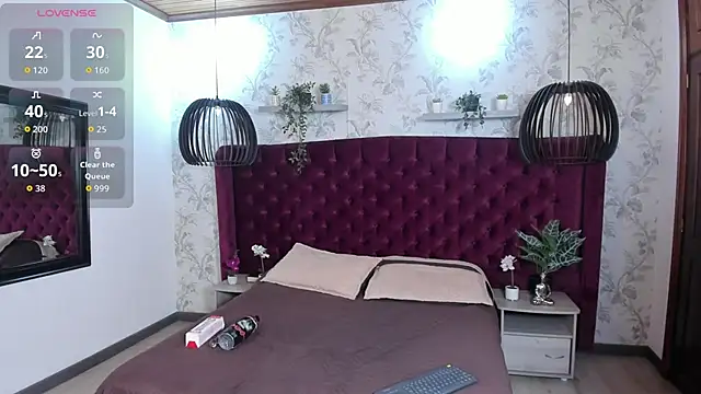 AustinJones  online show from September 11, 2025, 7:47 pm