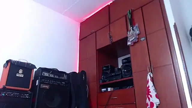 Snapshot of Diego__Barbarie__ chatting on January 7, 2026, 5:29 pm Diego Barbarie online show from January 7, 2026, 5:29 pm