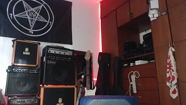 Snapshot of Diego__Barbarie__ chatting on February 16, 2026, 1:32 pm Diego Barbarie online show from February 16, 2026, 1:32 pm