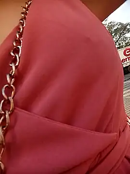 SirenRouge 69 online show from November 14, 2025, 9:18 pm