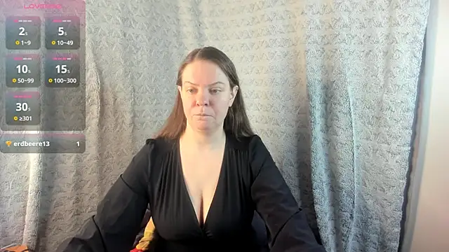 Snapshot of MiaLores chatting on January 12, 2026, 9:05 am MiaLores online show from January 12, 2026, 9:05 am