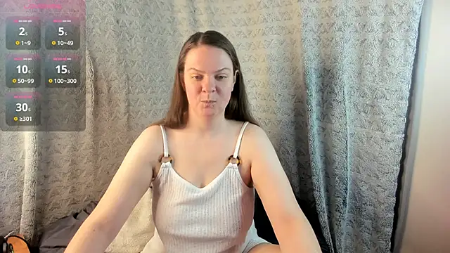 Snapshot of MiaLores chatting on January 14, 2026, 9:13 am MiaLores online show from January 14, 2026, 9:13 am