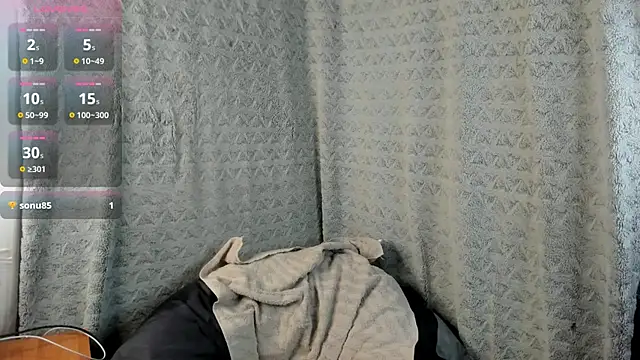 Snapshot of MiaLores chatting on March 27, 2026, 8:26 am MiaLores online show from March 27, 2026, 8:26 am