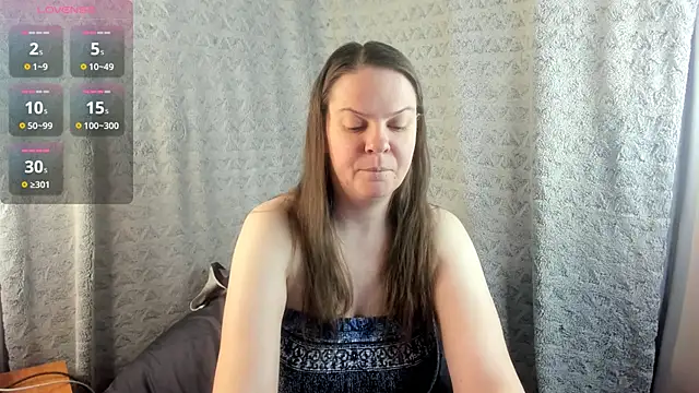 Snapshot of MiaLores chatting on March 10, 2026, 9:13 am MiaLores online show from March 10, 2026, 9:13 am