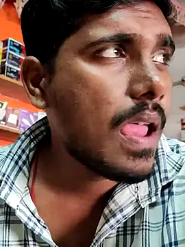 Snapshot of Markroco696 chatting on November 25, 2025, 4:13 am Markroco696 online show from November 25, 2025, 4:13 am