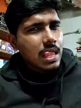 Snapshot of Markroco696 chatting on December 3, 2025, 1:21 pm Markroco696 online show from December 3, 2025, 1:21 pm