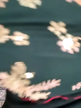 Snapshot of Cute_merry01 chatting on November 8, 2025, 1:09 am Cute merry01 online show from November 8, 2025, 1:09 am