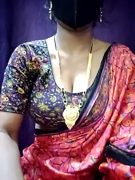 Snapshot of Mohini_Josh069 chatting on April 14, 2026, 12:04 am Mohini Josh069 online show from April 14, 2026, 12:04 am