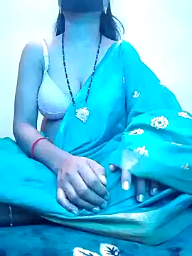 Snapshot of Mohini_Josh069 chatting on May 28, 2026, 12:18 am Mohini Josh069 online show from May 28, 2026, 12:18 am