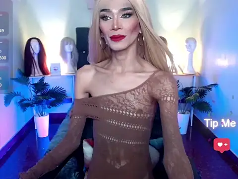 itsmeMonicaloove69 online show from October 20, 2025, 7:42 am