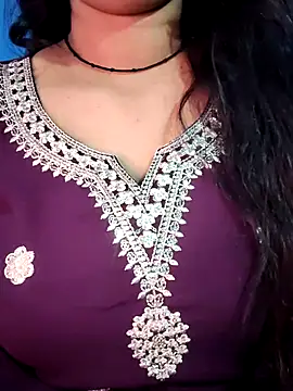 jaan-step online show from November 28, 2025, 2:28 pm