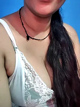 jaan-step online show from October 18, 2025, 2:02 am