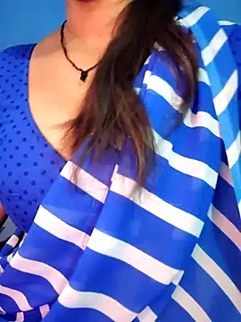 jaan-step online show from November 9, 2025, 4:27 am