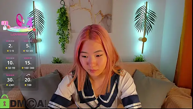 Snapshot of Aisi_18 chatting on October 17, 2025, 8:28 am Aisi 18 online show from October 17, 2025, 8:28 am