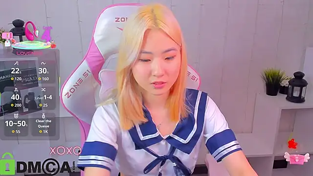 Snapshot of Aisi_18 chatting on November 25, 2025, 1:06 am Aisi 18 online show from November 25, 2025, 1:06 am