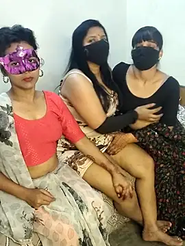 Snapshot of Hot_modal chatting on October 29, 2025, 4:28 pm Hot modal online show from October 29, 2025, 4:28 pm