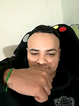 vergeta19 online show from November 8, 2025, 4:05 am