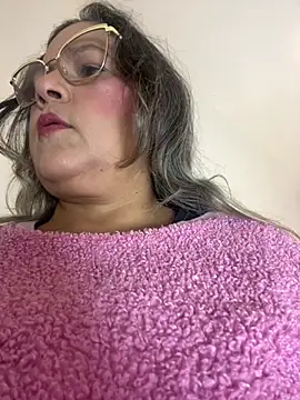 Snapshot of Lucy_Milf_474 chatting on March 25, 2026, 11:42 am Lucy Milf 474 online show from March 25, 2026, 11:42 am