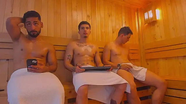 Snapshot of mike_friends chatting on September 27, 2025, 1:01 am mike friends online show from September 27, 2025, 1:01 am