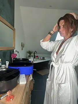 Snapshot of AmyStone__ chatting on April 8, 2026, 9:55 am AmyStone online show from April 8, 2026, 9:55 am