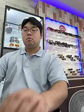 gayfucuxuc online show from September 24, 2025, 4:41 am