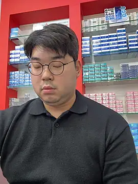 gayfucuxuc online show from November 28, 2025, 3:07 am