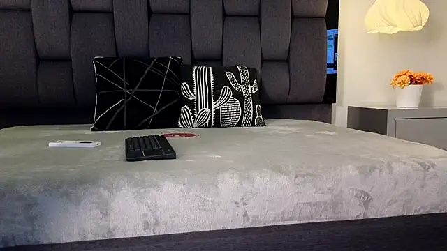 Calipso Parisi online show from October 29, 2025, 12:59 pm