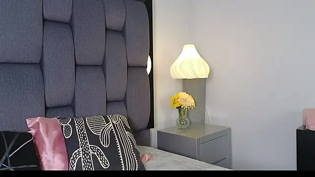 Snapshot of Calipso_Parisi chatting on June 10, 2026, 2:51 pm Calipso Parisi online show from June 10, 2026, 2:51 pm