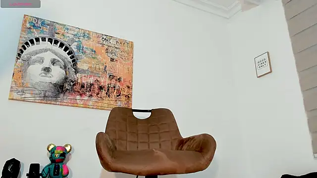 Snapshot of Thiago_Hill chatting on September 22, 2025, 1:17 pm Thiago Hill online show from September 22, 2025, 1:17 pm