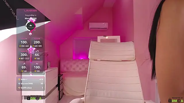 Snapshot of Opheliaxss chatting on February 19, 2025, 6:43 pm Opheliaxss online show from February 19, 2025, 6:43 pm