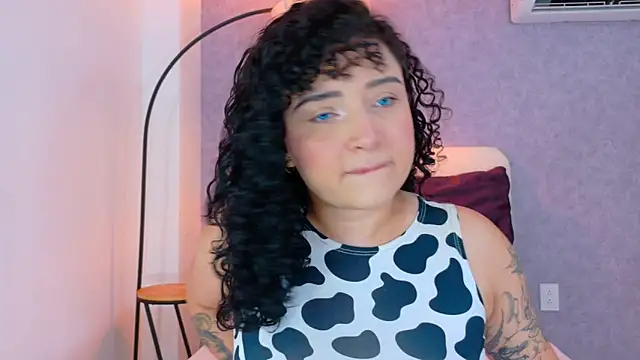 Tracielowe w online show from January 14, 2026, 3:32 am