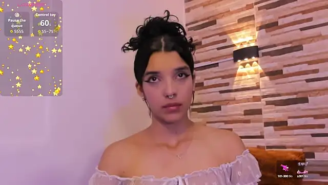 ChloeeMason online show from September 23, 2025, 11:17 am