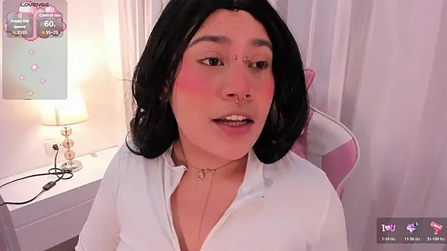 mia yeager online show from November 20, 2025, 3:18 am