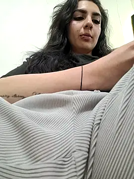 Snapshot of Venus_24 chatting on September 25, 2025, 5:57 am Venus 24 online show from September 25, 2025, 5:57 am